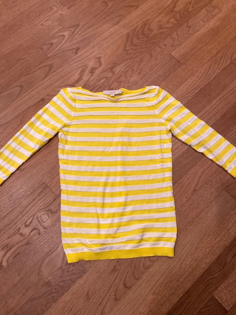 Ann Taylor Loft lightweight petite sweater